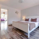 Дава се под наем Двустаен апартамент в Пловдив, Каменица 2 - 60 кв.м за 270.3 € - Снимка #1