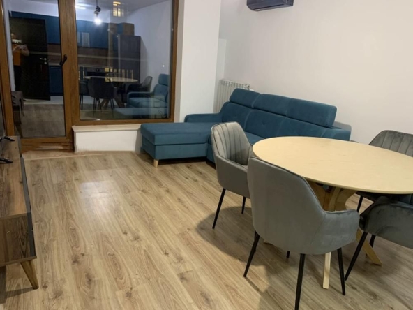 Дава се под наем Двустаен апартамент в София, Зона Б-5 - 77 кв.м за 750 € - Снимка #1