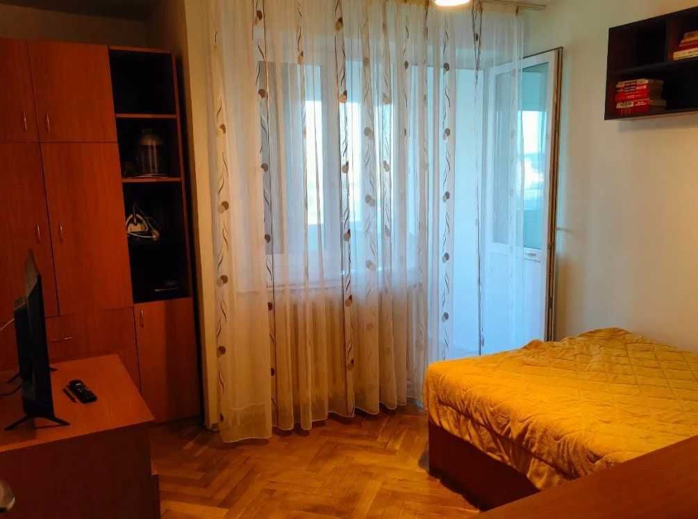 Дава се под наем  в Пловдив, Младежки Хълм - 20 кв.м за 86.7 € - Снимка #1