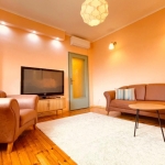 Дава се под наем Двустаен апартамент в София, Център - 60 кв.м за 650 € - Снимка #1