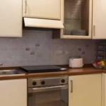 Дава се под наем Тристаен апартамент в Пловдив, Мараша - 100 кв.м за 448.8 € - Снимка #1