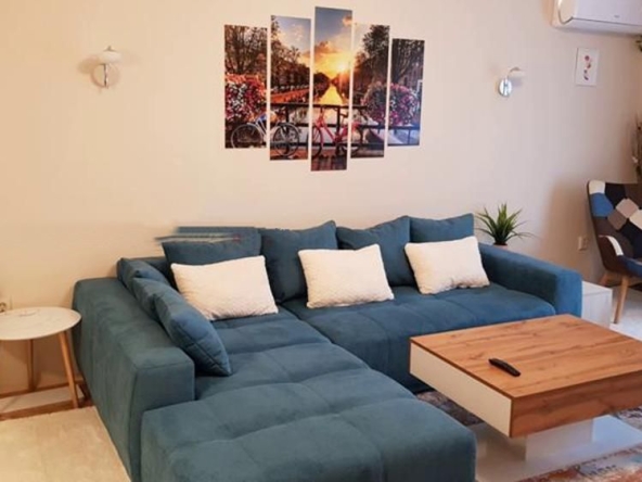 Дава се под наем Четиристаен апартамент в София, Лозенец - 100 кв.м за 1274.49 € - Снимка #1