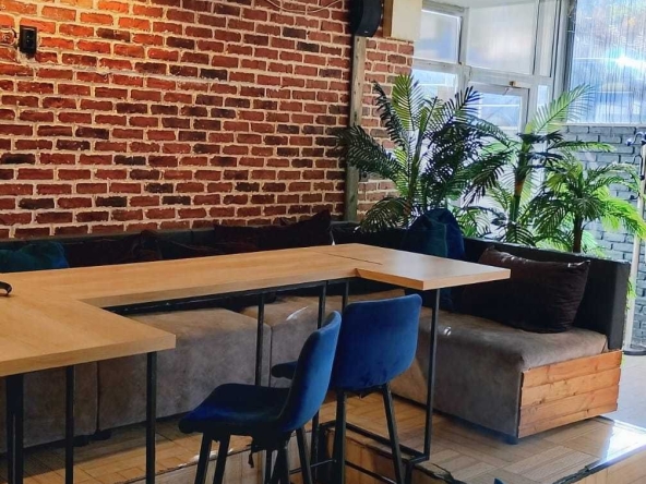 Дава се под наем Магазин в Бургас, Лазур - 106 кв.м за 797.64 € - Снимка #1