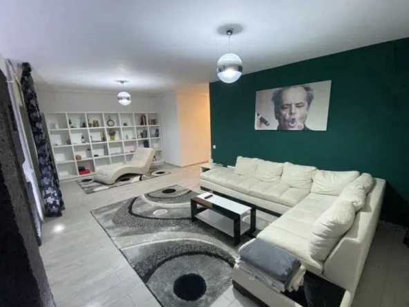 Дава се под наем Тристаен апартамент в Пловдив, Каменица 2 - 78 кв.м за 229.5 € - Снимка #1