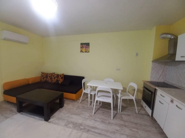 Дава се под наем Двустаен апартамент в София, Студентски град - 55 кв.м за 499 € - Снимка #1