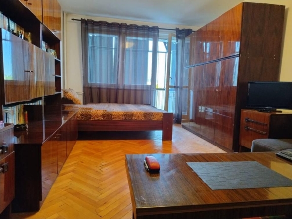 Дава се под наем Двустаен апартамент в София, Надежда 3 - 30 кв.м за 380 € - Снимка #1