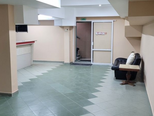 Дава се под наем Офис в Варна, Възраждане 1 - 85 кв.м за 357 € - Снимка #1