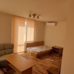 Дава се под наем Двустаен апартамент в Варна, Левски - 100 кв.м за 408 € - Снимка #1