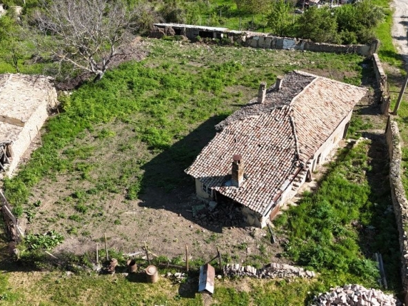 Къща в с. Звезда, Област Търговище - 100 кв.м за 80 €/кв.м - Снимка #1