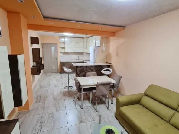Дава се под наем Тристаен апартамент в Пловдив, Кършияка - 85 кв.м за 600 € - Снимка #1