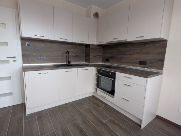 Двустаен апартамент в София, Захарна фабрика - 60 кв.м за 1615 €/кв.м - Снимка #1