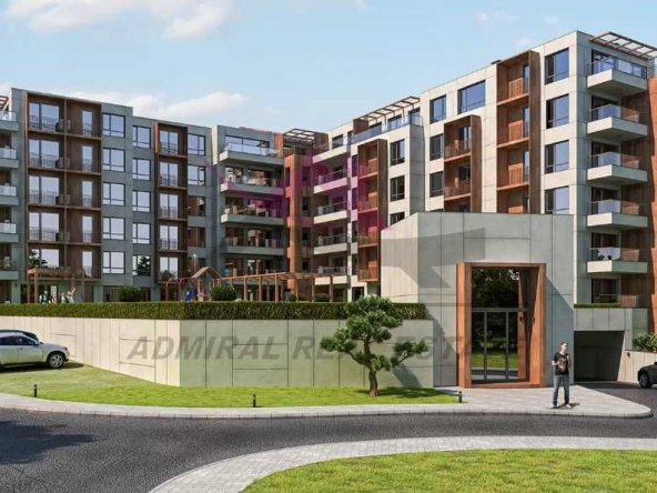 Тристаен апартамент в к.к. Св.Св. Константин и Елена - 160 кв.м за 1907 €/кв.м - Снимка #1