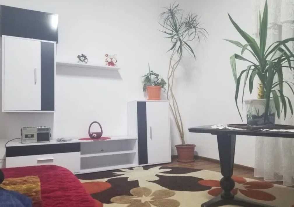 Дава се под наем Едностаен апартамент в Пловдив, Каменица 1 - 40 кв.м за 153 € - Снимка #1