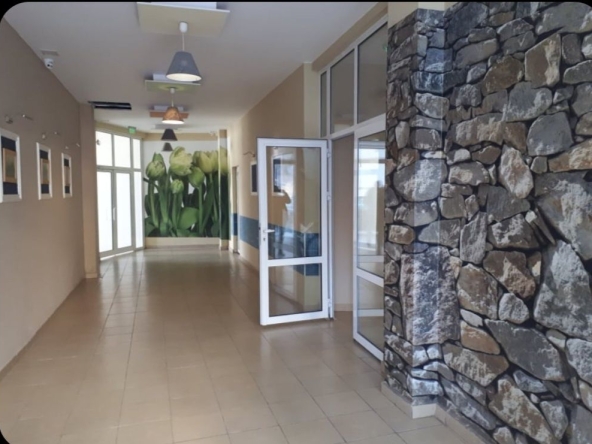 Дава се под наем Едностаен апартамент в София, Студентски град - 37 кв.м за 408 € - Снимка #1