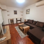 Дава се под наем Тристаен апартамент в Пловдив, Въстанически - 100 кв.м за 433.5 € - Снимка #1