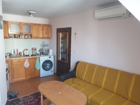 Дава се под наем Двустаен апартамент в София, Надежда 3 - 40 кв.м за 306 € - Снимка #1