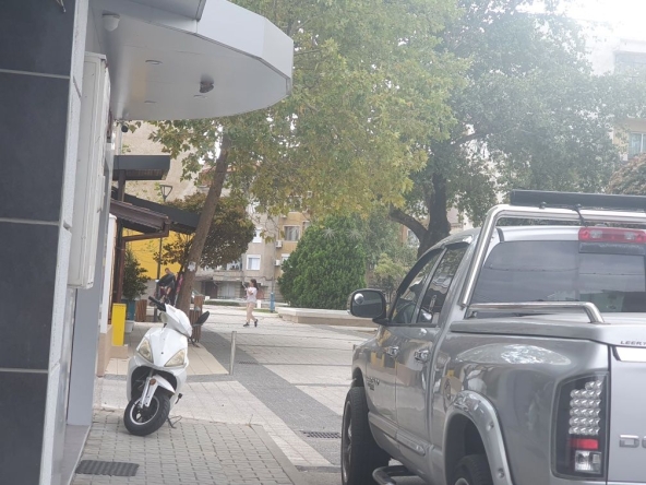 Дава се под наем Магазин в Свиленград - 59 кв.м за 255 € - Снимка #1