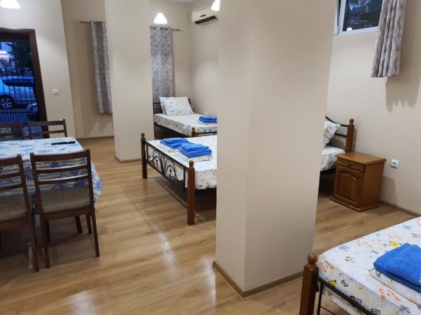 Дава се под наем Едностаен апартамент в Поморие - 60 кв.м за 71.4 € - Снимка #1