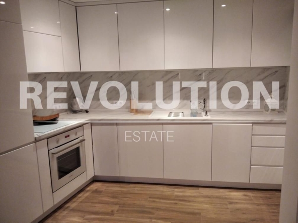 Дава се под наем Мезонет в Варна, Гръцка махала - 100 кв.м за 1700 € - Снимка #1