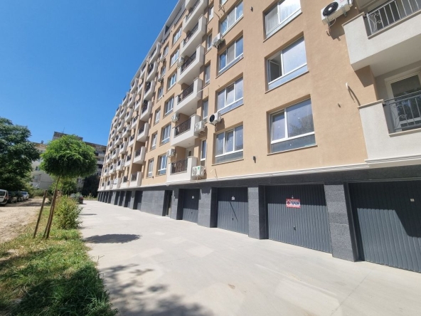 Дава се под наем Гараж / Паркомясто в Пловдив, Южен - 19 кв.м за 102 € - Снимка #1