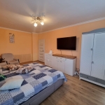 Дава се под наем Тристаен апартамент в София, Разсадника - 70 кв.м за 663 € - Снимка #1