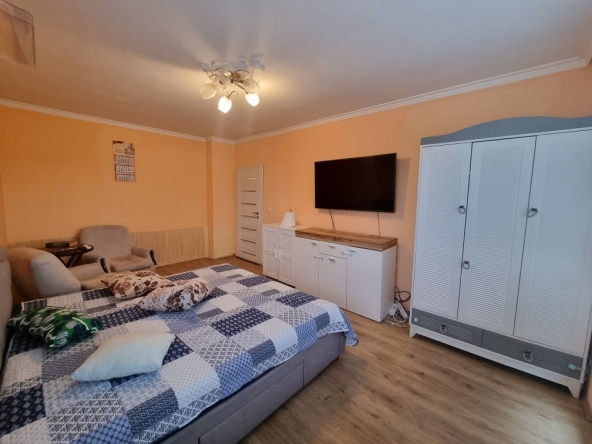 Дава се под наем Тристаен апартамент в София, Разсадника - 70 кв.м за 663 € - Снимка #1