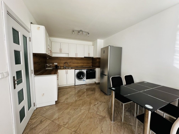 Дава се под наем Тристаен апартамент в София, Красно село - 102 кв.м за 969 € - Снимка #1