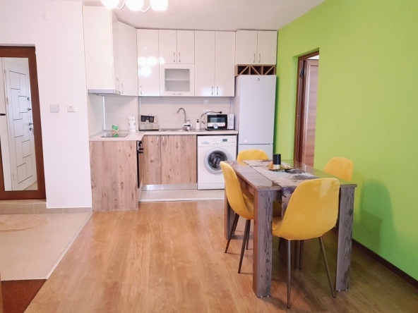 Дава се под наем Двустаен апартамент в Петрич - 60 кв.м за 298.86 € - Снимка #1