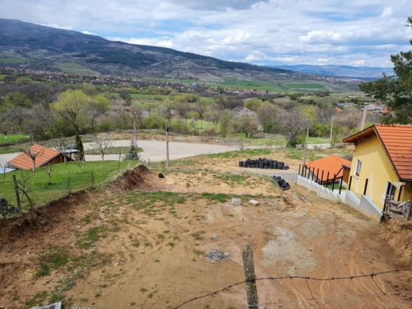 Земеделски имот в Кюстендил, Христо Ботев -  кв.м за 17 €/дка - Снимка #1