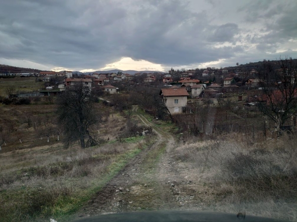 Парцел в с. Селище, Област Благоевград - 1670 кв.м за 14 €/кв.м - Снимка #1