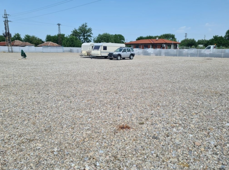 Дава се под наем Гараж / Паркомясто в с. Ягодово, Област Пловдив - 5000 кв.м за 25.5 € - Снимка #1