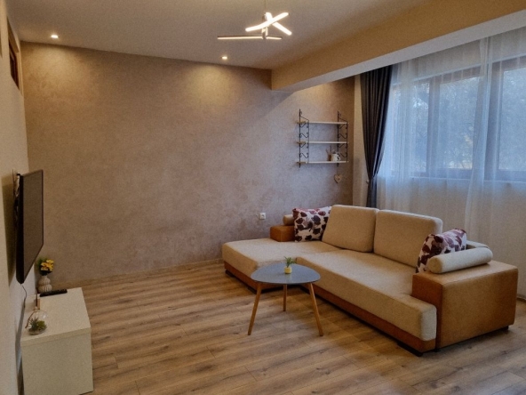 Двустаен апартамент в Пловдив, Кършияка - 50 кв.м за 1203 €/кв.м - Снимка #1