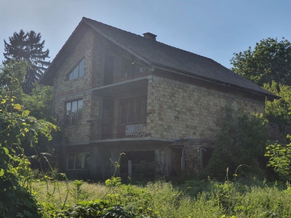 Къща в с. Сребърна, Област Силистра - 180 кв.м за 139 €/кв.м - Снимка #1