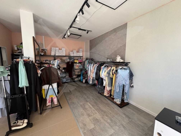 Магазин в Варна, Владислав Варненчик - 68 кв.м за 600 €/кв.м - Снимка #1