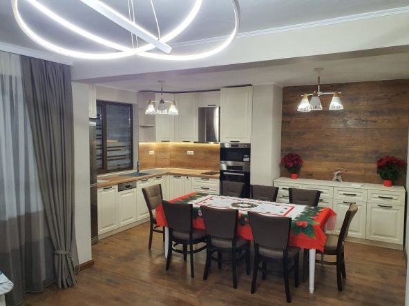 Тристаен апартамент в Пазарджик, Моста на Лютата - 105 кв.м за 860 €/кв.м - Снимка #1