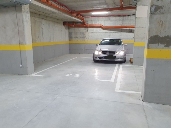 Дава се под наем Гараж / Паркомясто в Варна, м-т Евксиноград - 25 кв.м за 153 € - Снимка #1