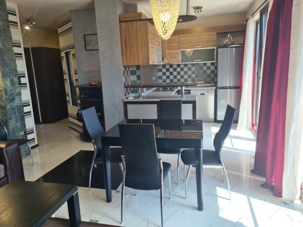 Дава се под наем Тристаен апартамент в Варна, Автогара - 70 кв.м за 600 € - Снимка #1