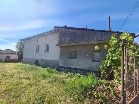 Къща в Велико Търново, Картала - 100 кв.м за 296 €/кв.м - Снимка #1