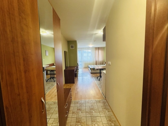 Дава се под наем Едностаен апартамент в Банско - 43 кв.м за 306 € - Снимка #1