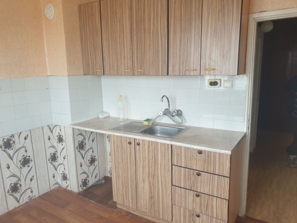 Тристаен апартамент в Асеновград - 75 кв.м за 878 €/кв.м - Снимка #1