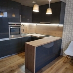 Дава се под наем Двустаен апартамент в Димитровград - 75 кв.м за 255 € - Снимка #1