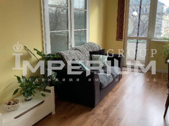 Дава се под наем Тристаен апартамент в Варна, Общината - 90 кв.м за 528.36 € - Снимка #1