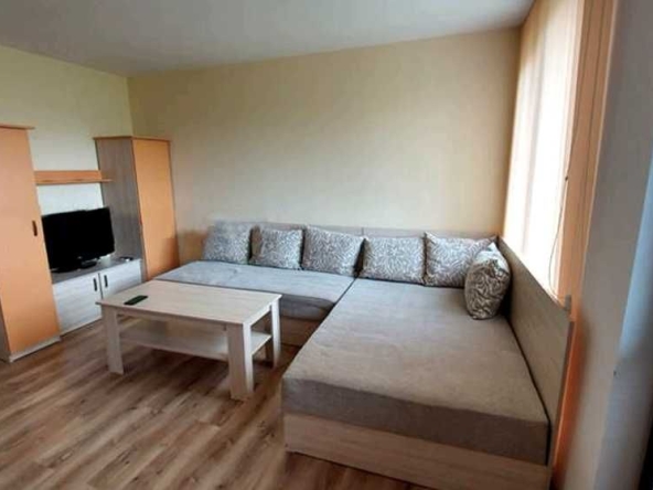 Дава се под наем Едностаен апартамент в Пловдив, Южен - 40 кв.м за 245 € - Снимка #1