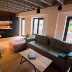 Дава се под наем Двустаен апартамент в Пловдив, Кършияка - 52 кв.м за 351.9 € - Снимка #1