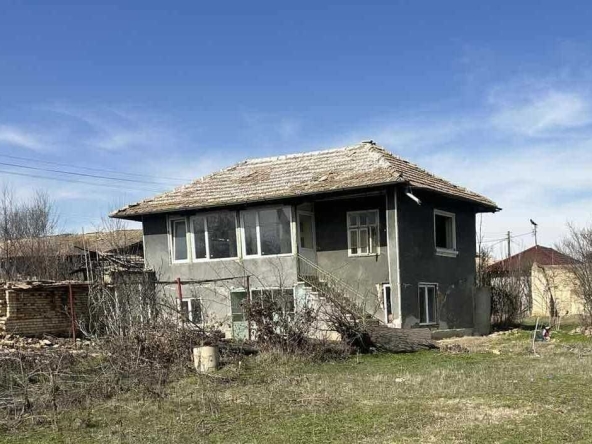 Къща в с. Кардам, Област Търговище - 120 кв.м за 51 €/кв.м - Снимка #1