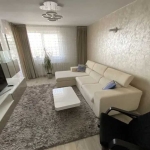 Дава се под наем Тристаен апартамент в Пловдив, Южен - 90 кв.м за 331.5 € - Снимка #1