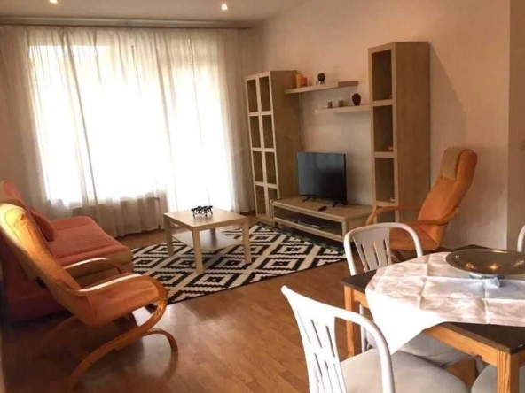 Дава се под наем Тристаен апартамент в Пловдив, Централна гара - 88 кв.м за 239.7 € - Снимка #1