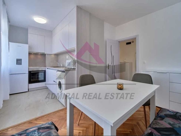 Дава се под наем Тристаен апартамент в Варна, Владислав Варненчик - 71 кв.м за 530 € - Снимка #1