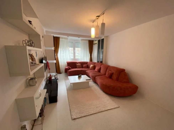 Дава се под наем Двустаен апартамент в Пловдив, Кючук Париж - 45 кв.м за 147.9 € - Снимка #1