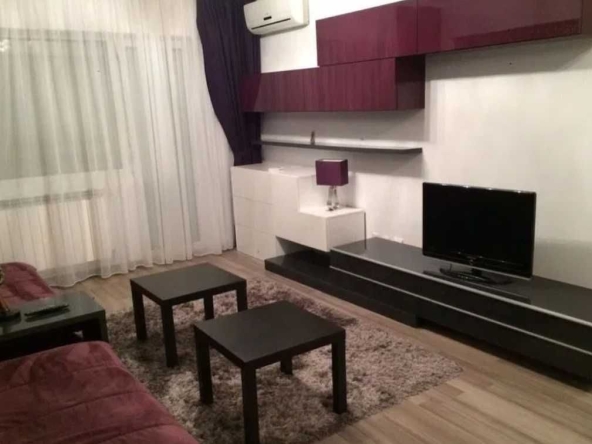 Дава се под наем Двустаен апартамент в Бургас, Изгрев - 70 кв.м за 306 € - Снимка #1